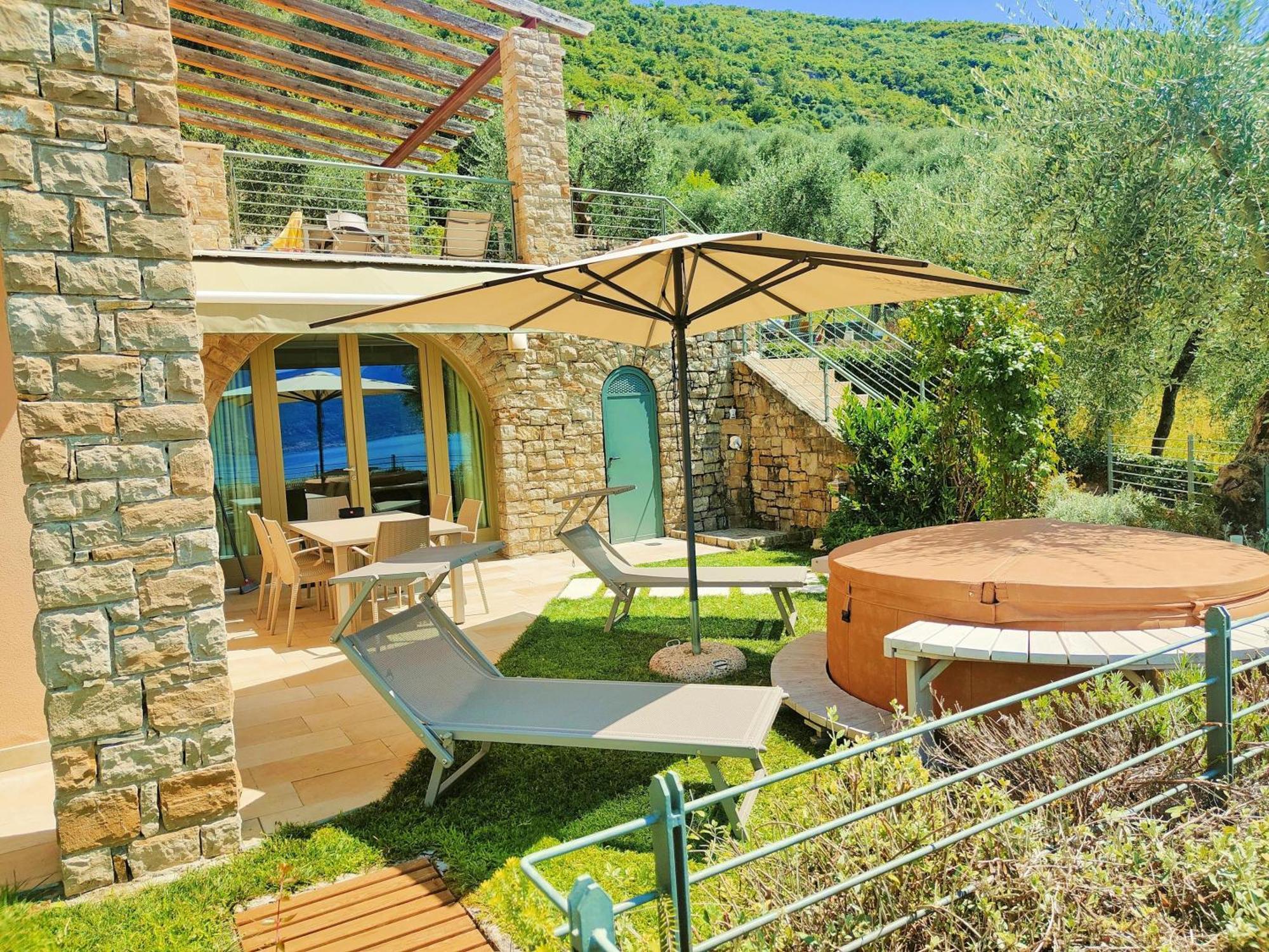 Villa Al Feudo Бренцоне-суль-Гарда Екстер'єр фото
